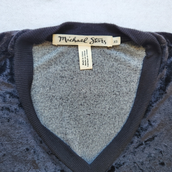 Michael Stars Velvet Velour V- Neck Tee Shirt Short Sleeve Black Extra Small XS - Picture 6 of 11